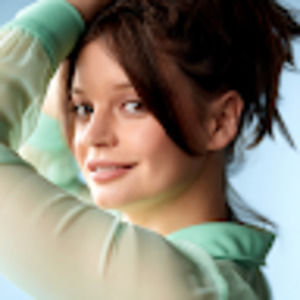 Meet your Posher, Chloe